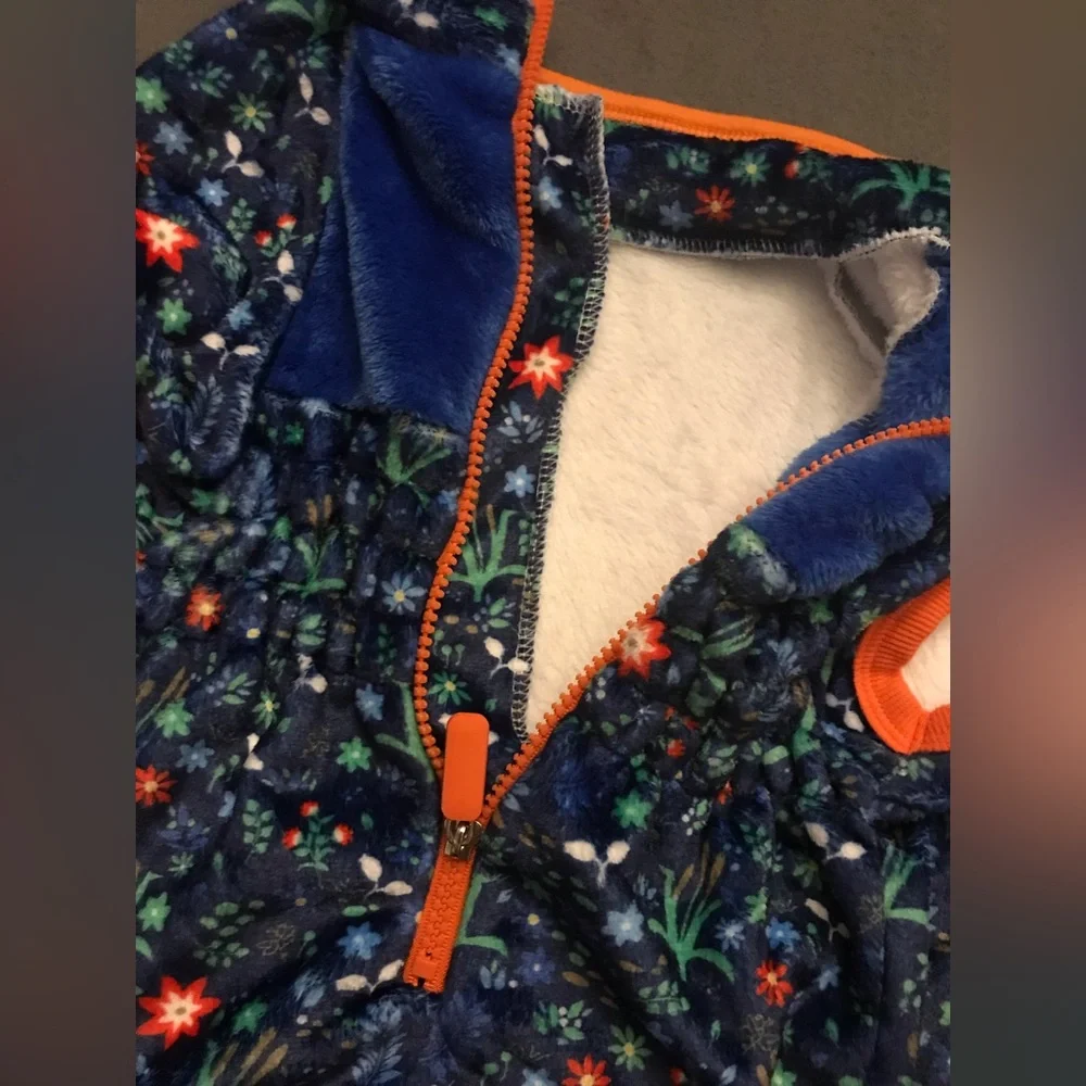 NWT LovinPet Fleece Dog Pullover